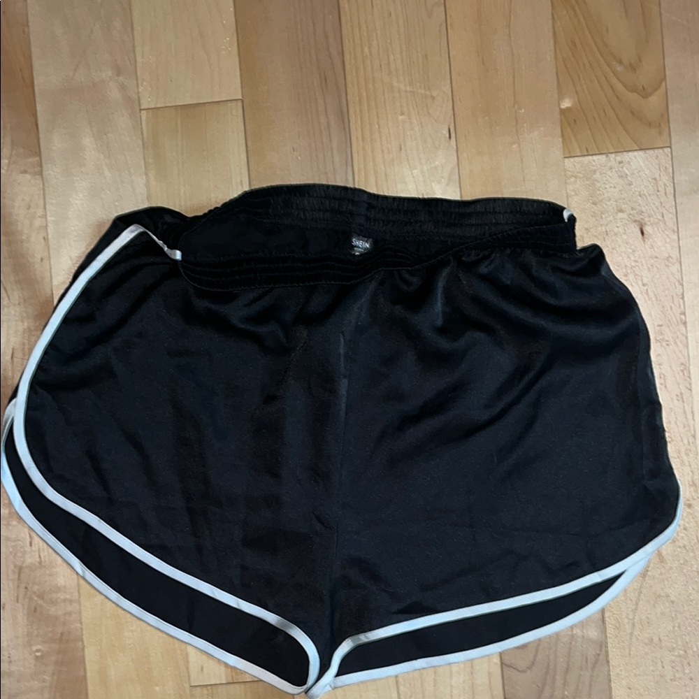 SHEIN Black Athletic Shorts with Curved Hem